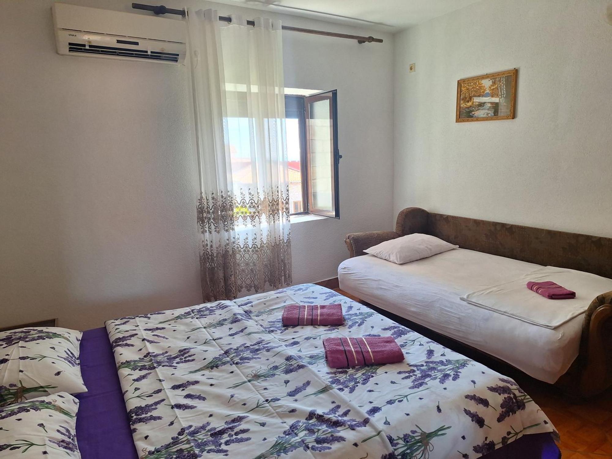 Guest House Naser Ulcinj Exterior photo